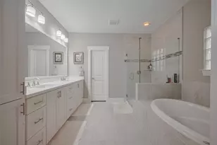 2604 Bevis St, Houston, TX 77008 - Photo 40