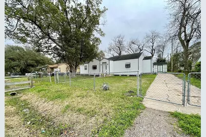 1827 Neuman Street, La Marque, TX 77568 - Photo 4