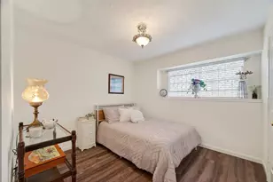 9219 Linda Vista Rd, Houston, TX 77078 - Photo 14