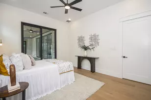 211 W 34th St, Houston, TX 77018 - Photo 10