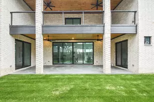 211 W 34th St, Houston, TX 77018 - Photo 32