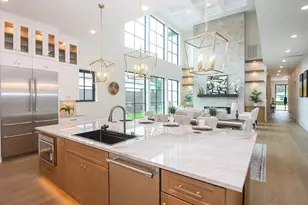 211 W 34th St, Houston, TX 77018 - Photo 14