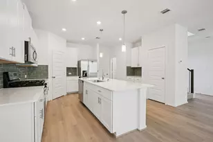 620 Sand Dollar Dr, Kemah, TX 77565 - Photo 14