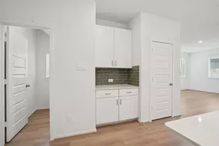 620 Sand Dollar Dr, Kemah, TX 77565 - Photo 10