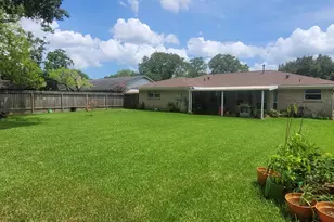 1807 Sleepy Creek Way, Pearland, TX 77581 - Photo 16