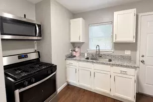 2407 Bastrop, Houston, TX 77004 - Photo 6