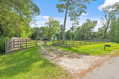 142 County Road 450, Dayton, TX 77535 - Photo 1