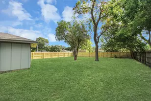 5803 Darnell St, Houston, TX 77074 - Photo 34