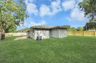 5803 Darnell St, Houston, TX 77074 - Photo 34