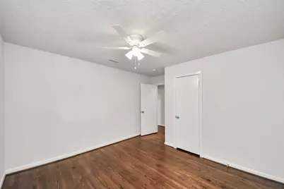 5803 Darnell Street, Houston, TX 77074 - Photo 24