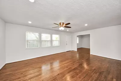 5803 Darnell Street, Houston, TX 77074 - Photo 6