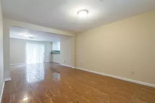 3823 Heatherbrook Dr, Houston, TX 77045 - Photo 2