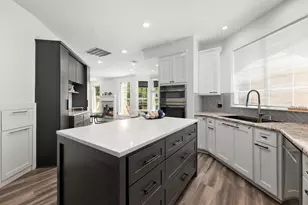 26 Cinnamon Teal Pl, The Woodlands, TX 77382 - Photo 18