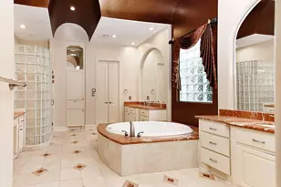 36 Golden Scroll Cir, The Woodlands, TX 77382 - Photo 20