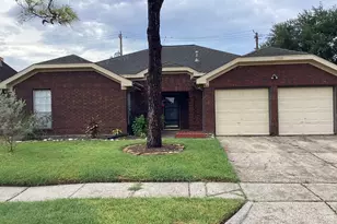 4626 Stonemede Dr, Friendswood, TX 77546 - Photo 2