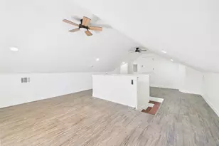 529 W 4th St, Freeport, TX 77541 - Photo 18