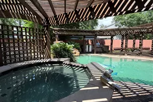 1710 Castlerock Dr, Houston, TX 77090 - Photo 4