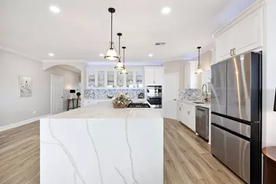 2534 Cliff Drive, Dickinson, TX 77539 - Photo 16