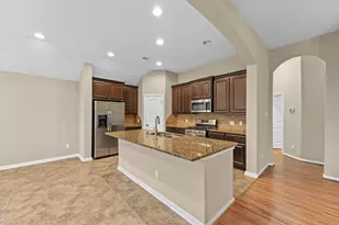 22403 Pebble Falls Ln, Tomball, TX 77375 - Photo 6