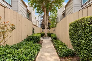 1829 Augusta Dr, Houston, TX 77057 - Photo 32