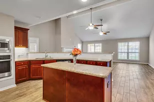 6827 Davy Crockett Dr, Manvel, TX 77578 - Photo 14