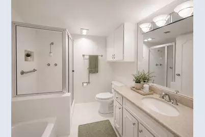 5050 Ambassador Way #111, Houston, TX 77056 - Photo 18