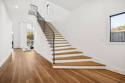 320 W 32nd Street, Houston, TX 77018 - Photo 6