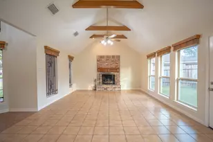 4219 Meadowchase Ln, Houston, TX 77014 - Photo 4