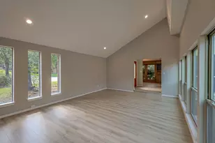 914 Manchester Dr, Conroe, TX 77304 - Photo 8
