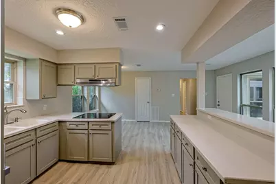 914 Manchester Drive, Conroe, TX 77304 - Photo 18