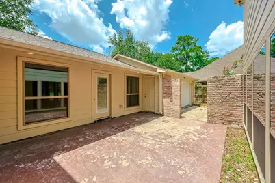 914 Manchester Drive, Conroe, TX 77304 - Photo 38
