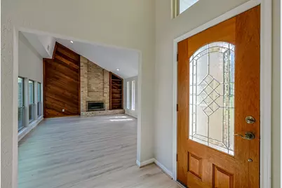 914 Manchester Drive, Conroe, TX 77304 - Photo 4