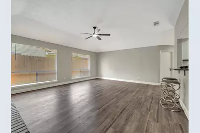 315 Knoll Forest Drive, League City, TX 77573 - Photo 8