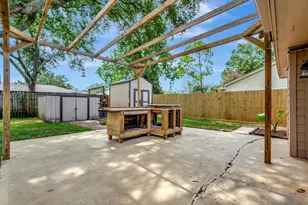 315 Knoll Forest Dr, League City, TX 77573 - Photo 32