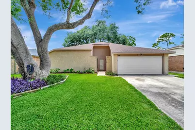 315 Knoll Forest Drive, League City, TX 77573 - Photo 4