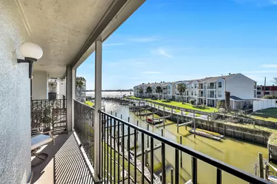 4011 Nasa Rd 1 Parkway #512, El Lago, TX 77586 - Photo 1