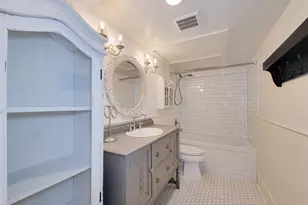 7575 Katy Fwy, Houston, TX 77024 - Photo 18