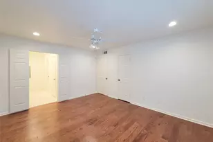 7575 Katy Fwy, Houston, TX 77024 - Photo 12
