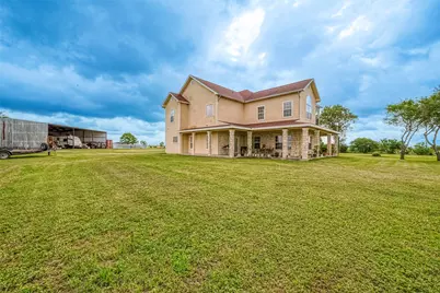1241 Terrazas Ln Lane, Sealy, TX 77474 - Photo 6