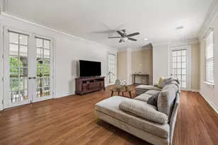 5152 Huckleberry Cir, Houston, TX 77056 - Photo 22