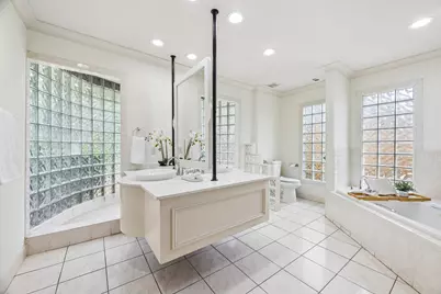 5152 Huckleberry Circle, Houston, TX 77056 - Photo 20