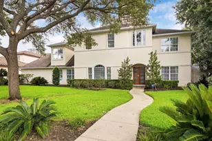 5152 Huckleberry Cir, Houston, TX 77056 - Photo 1