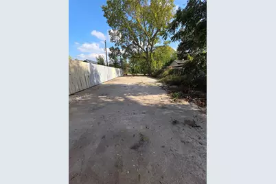 6206 Sidney Street, Houston, TX 77021 - Photo 2