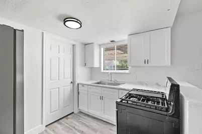 3907 Sandy Meadow Lane, Houston, TX 77039 - Photo 6
