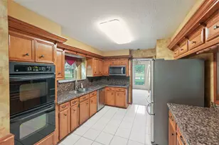 24302 Hollywick Dr, Tomball, TX 77375 - Photo 12