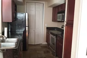 7575 Kirby Dr, Houston, TX 77030 - Photo 2