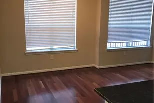 7575 Kirby Dr, Houston, TX 77030 - Photo 6