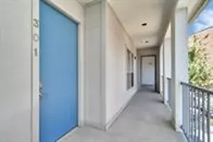 207 Pierce St, Houston, TX 77002 - Photo 2