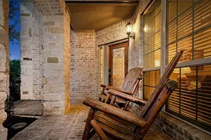 146 Hearthshire Cir, The Woodlands, TX 77354 - Photo 2