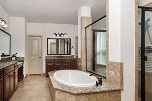 146 Hearthshire Cir, The Woodlands, TX 77354 - Photo 16